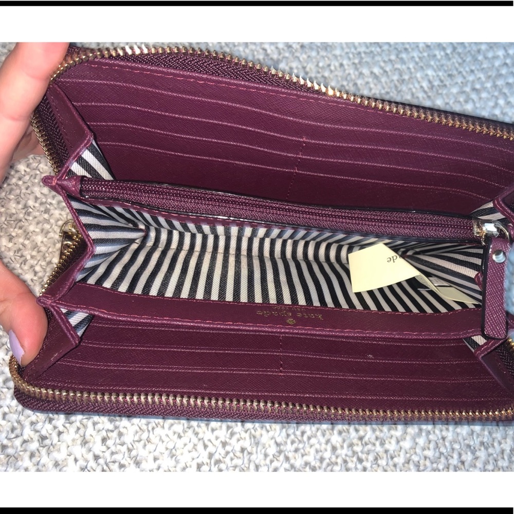Kate Spade Wallet - Picture 4 of 5